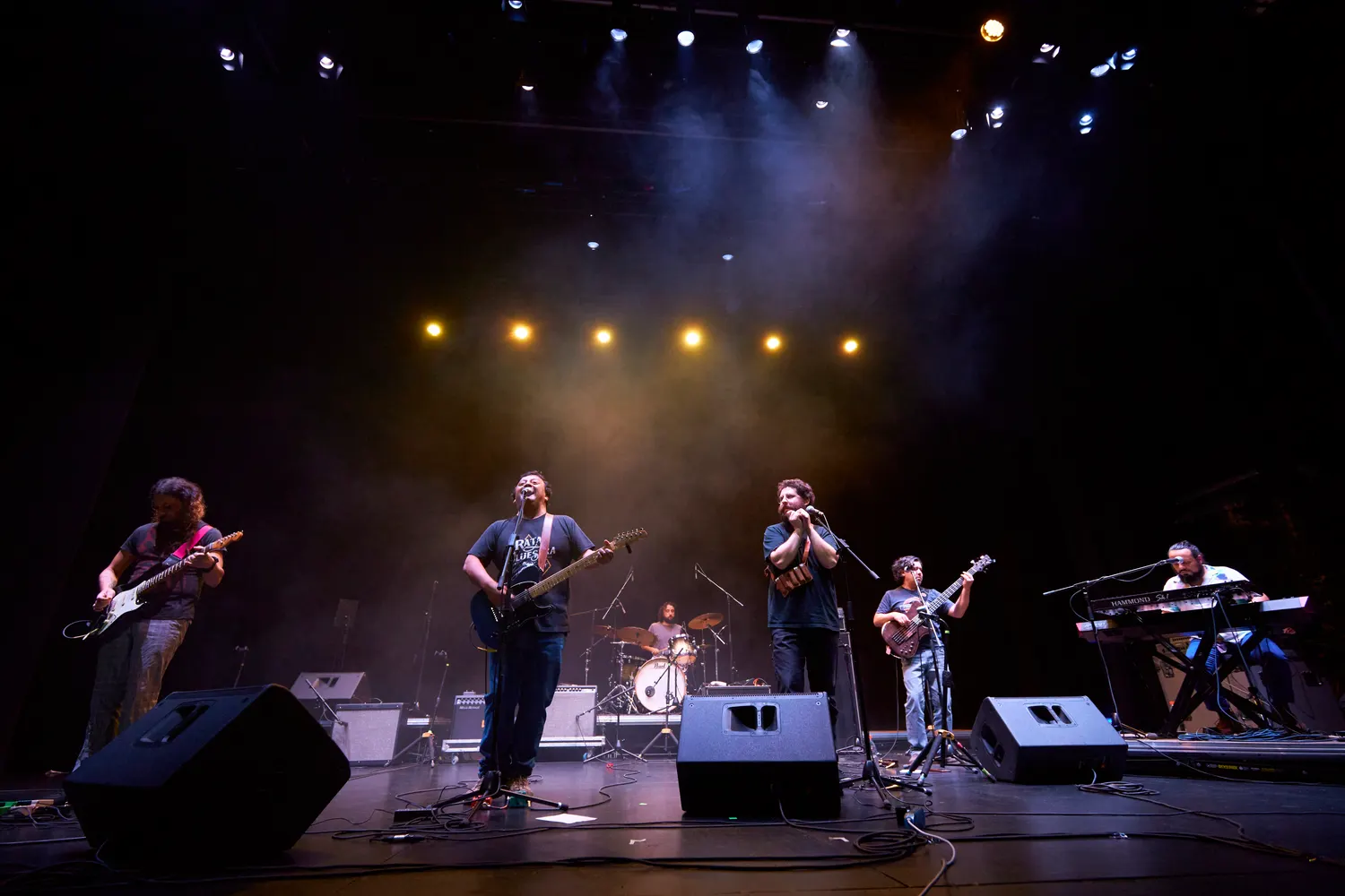 La Rata Bluesera tocando en vivo sobre el escenario